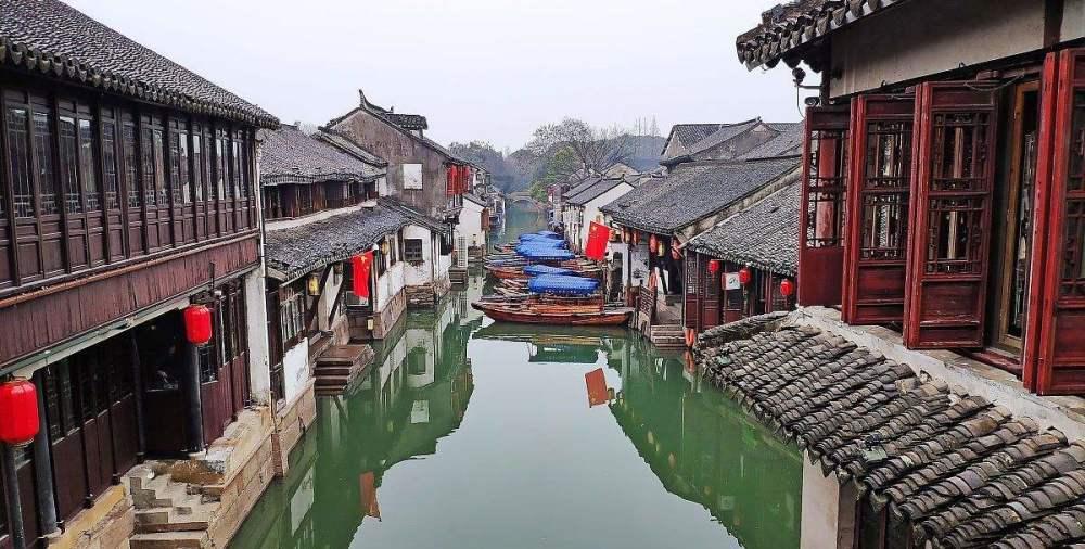 时尚的詹娜